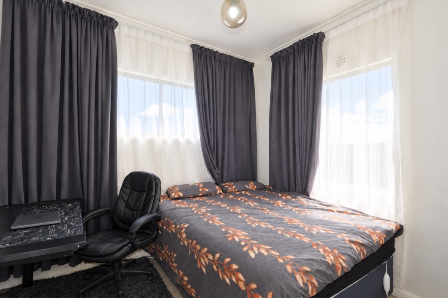 3 Bedroom Property for Sale in Parklands Western Cape